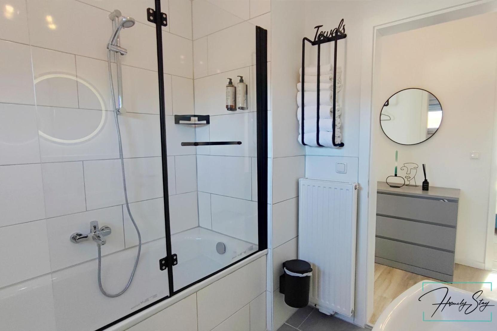 Moosburg an der Isar Homely Stay - Urban Oasis Apartments מראה חיצוני תמונה